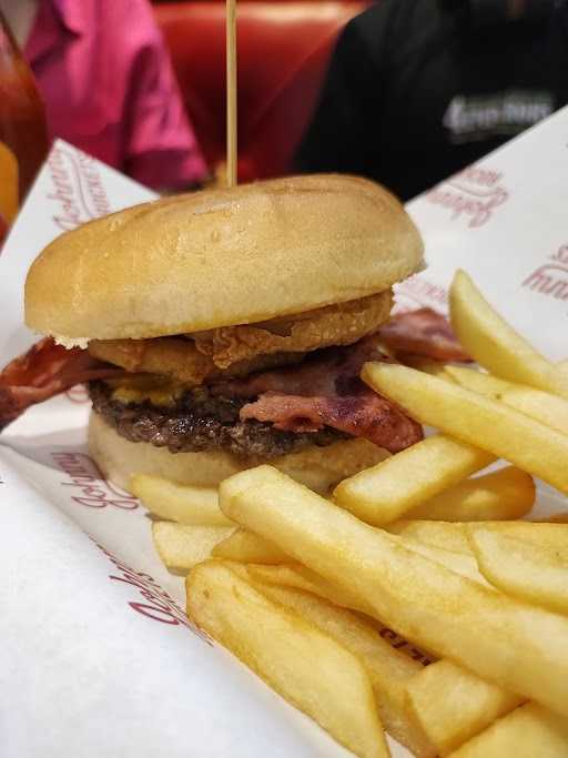 Johnny Rockets - Soetta Airport 2