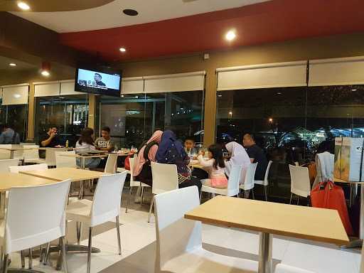 KFC - Soekarno Hatta International Airport Terminal 1C 6