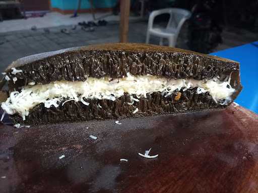 Martabak Manis Asrofi 9