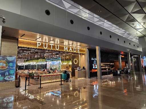 Putu Made - Terminal 3 Soekarno-Hatta 1