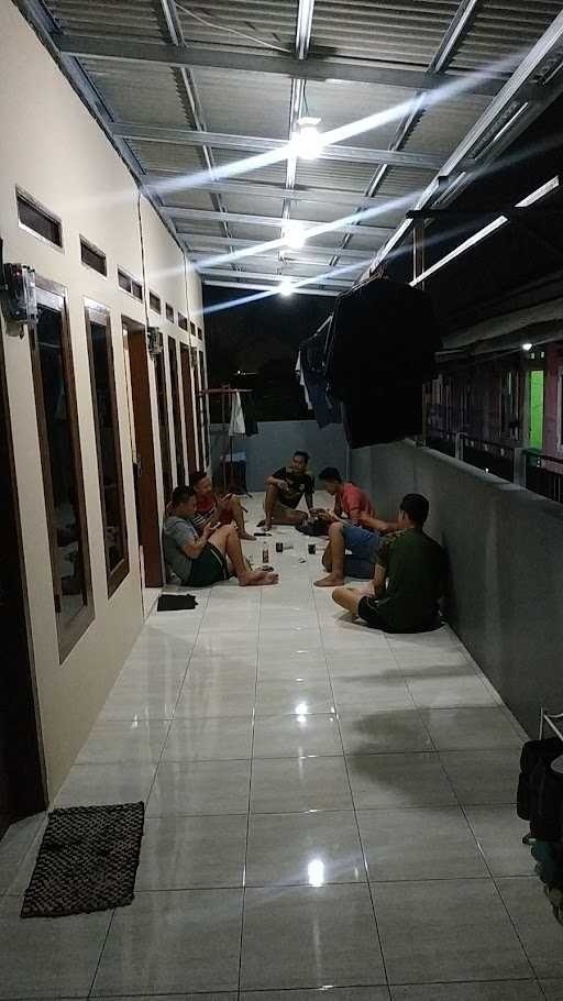 Warung Nasi Mb Yanti/Abs 5