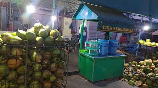 Es Kelapa 3 Bersaudara 2