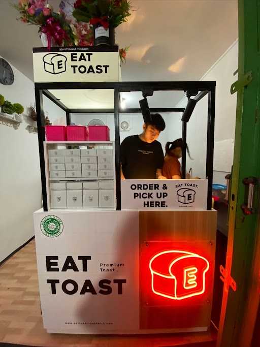 Eat Toast 3