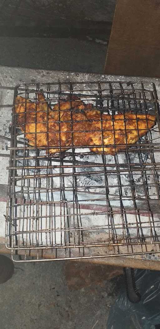 Ayam Bakar Tiara 3