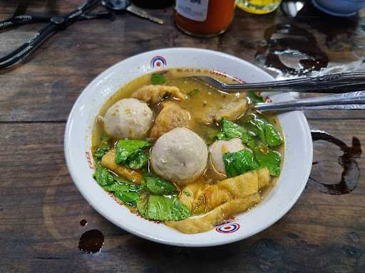 Bakso Baskom Pusat ( Bakso Komplit ) 8