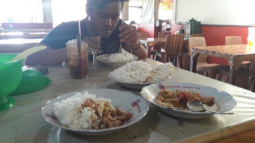 Warung Makan Barokah ( Sate Dan Soto ) 8