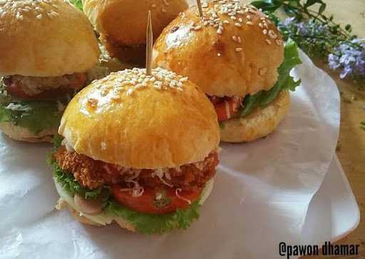 Burger Imut 1