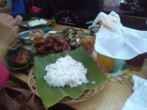 Warung Kopi Mak Nyus 2