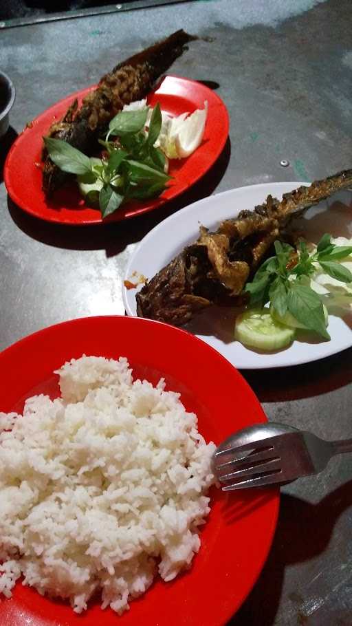 Bebek Goreng Laksana 8