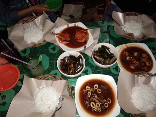 Kedai Kerang Bahari 6