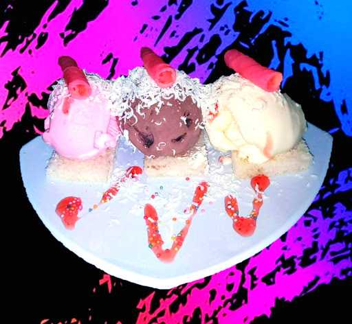 Kedai Loca Ice Cream 9