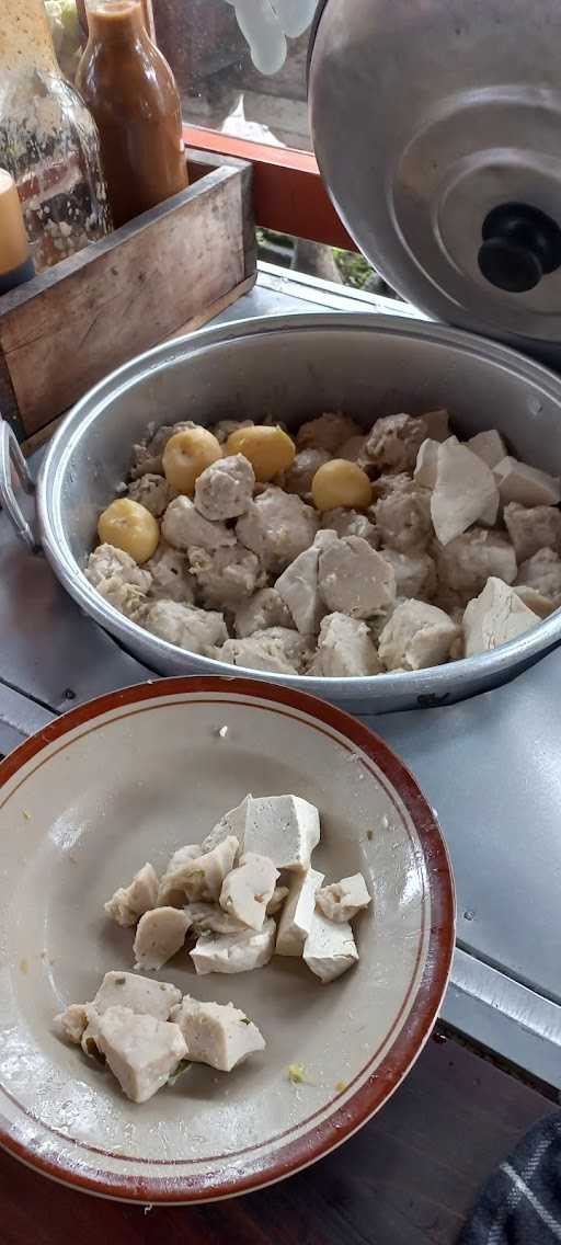 Siomay & Batagor Bandung Pak Tugino Cabang Luwes Ungaran 1