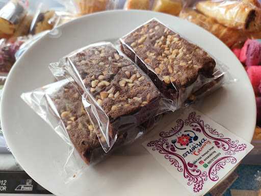 Surya Snack & Jajanan Pasar 2