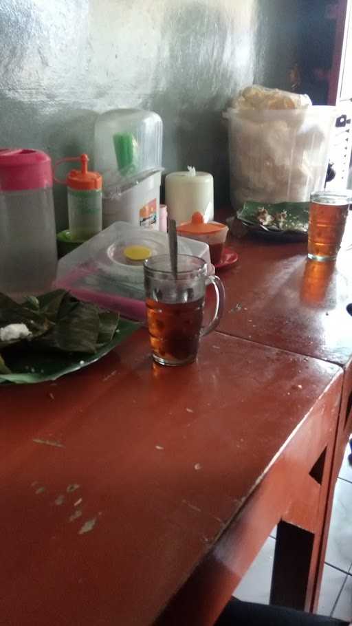 Warung Ayam Goreng Penyetan 2