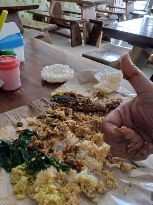 Warung Masakan Nasi Padang Rajo Minang 2