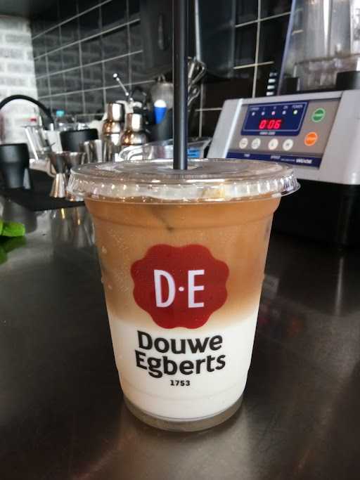 Douwe Egberts Coffee 1