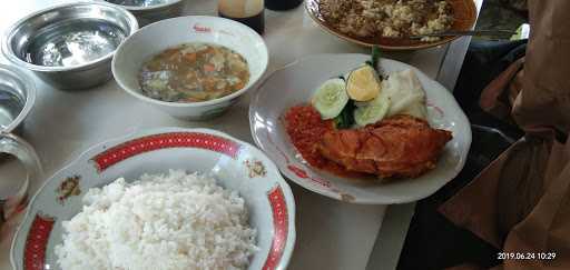 Warung Mujakkir 1