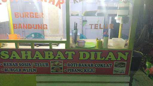 Sahabat Dilan Burger. 5