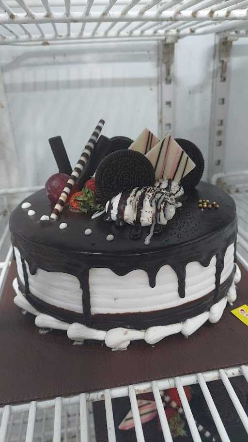 Royyan Bakery Binjai 6