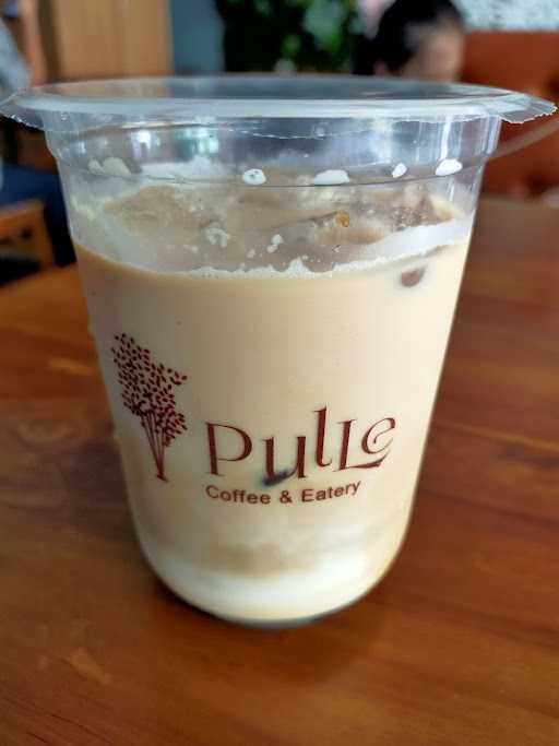 Pulle Coffee & Eatery 3