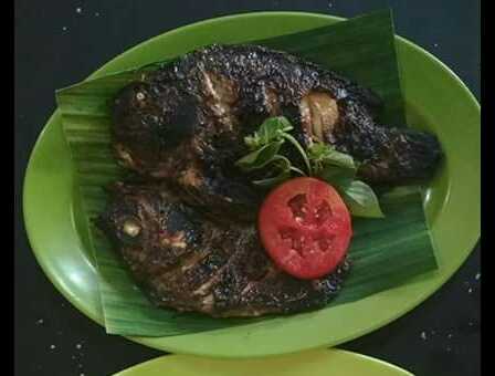 Ikan Bakar Berkah 4