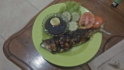 Ikan Bakar Maulana 1