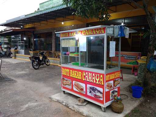 Roti Bakar Cahaya 3