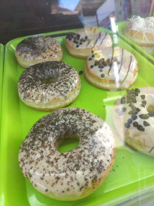 Moqy Donuts Makassar 3