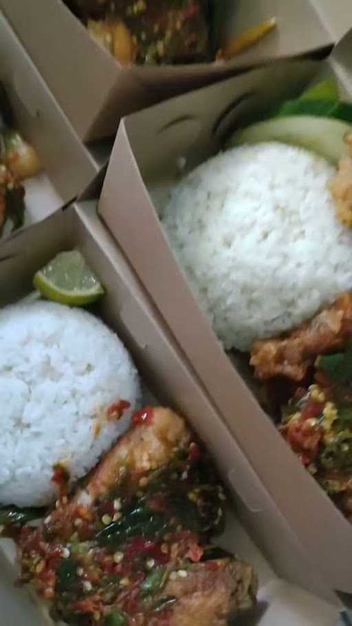 Ayam Geprek Hitz Makassar 3