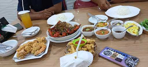 Rumah Makan Nelayan Daya 6