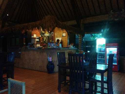 Surfing Bar 8