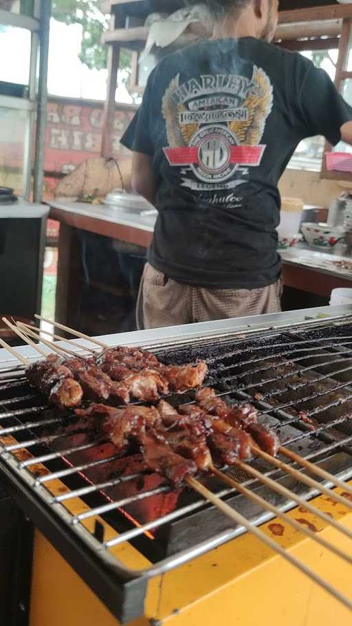 Bakso Babi Lebih Putu Eben 4