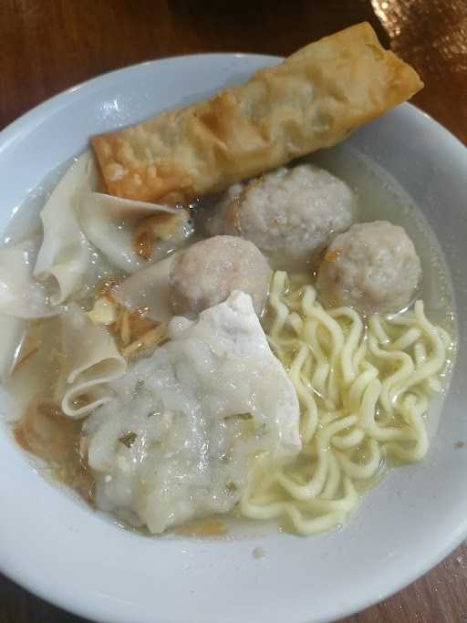 Bakso Khas Nona Liz 4