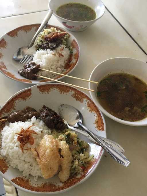 Lawar Sapi & Babi Hyangloni 5