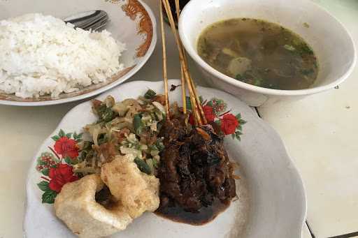 Lawar Sapi & Babi Hyangloni 4