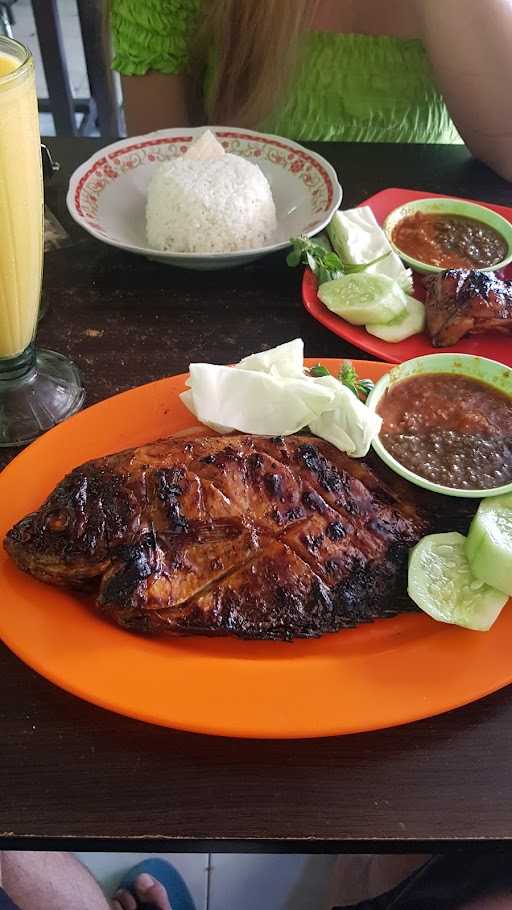 Warung Makan Reza Lestari 6