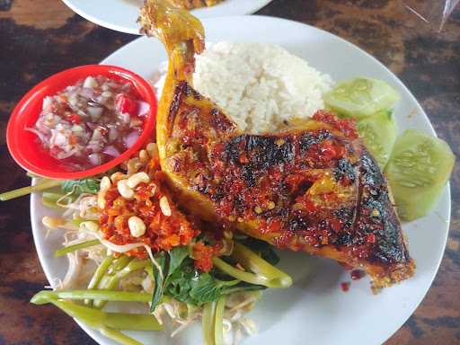 Warung Makan Sunarya Ii 8