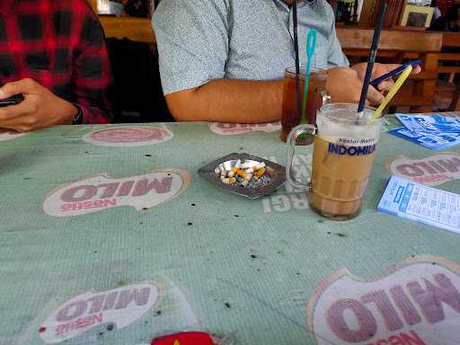 Warung Kopi Pojok & Dya Juice 5