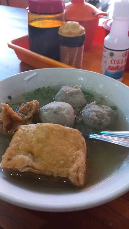 Bakso Solo Cabang Smu Petra 1