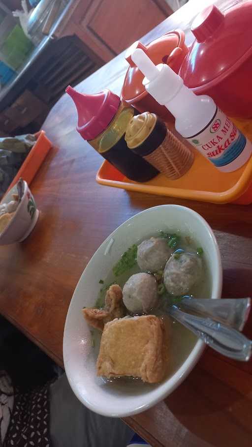 Bakso Solo Cabang Smu Petra 3