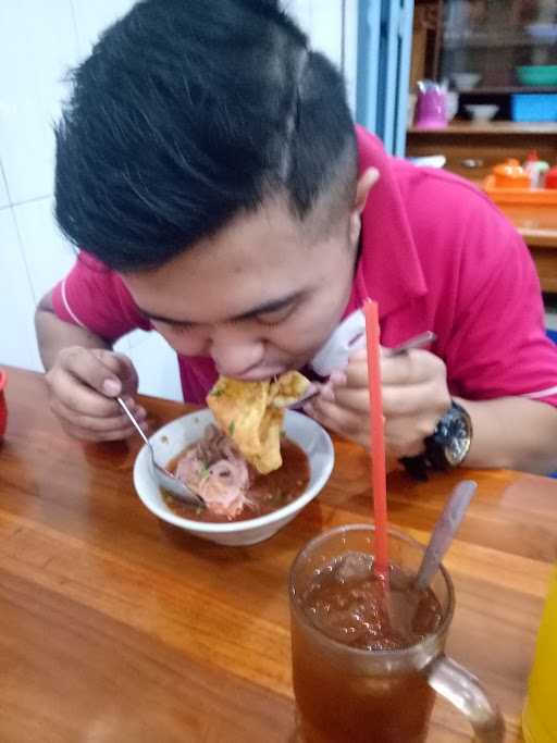 Bakso Solo Cabang Smu Petra 7