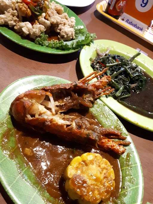 Dapur Lobster Mbok Sri 9