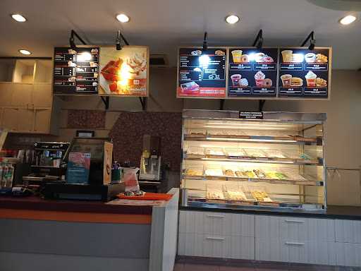 Dunkin' Donuts 9