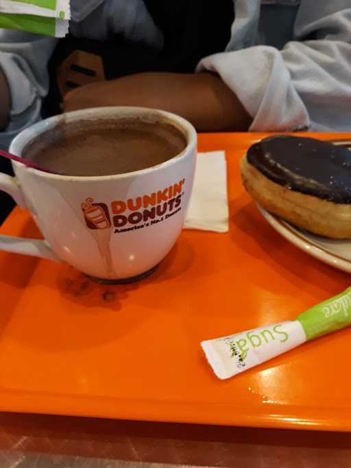 Dunkin' Donuts 1