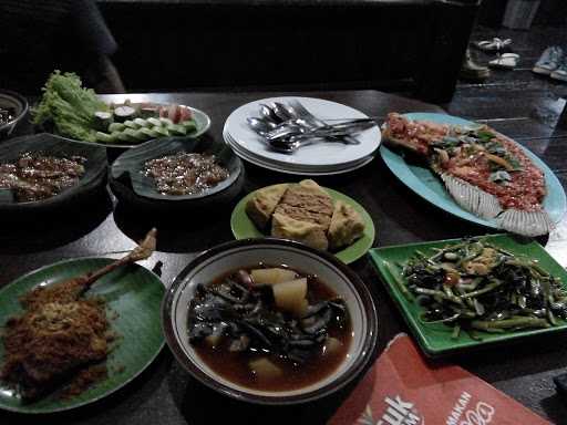 Rumah Makan Sarmilla 2