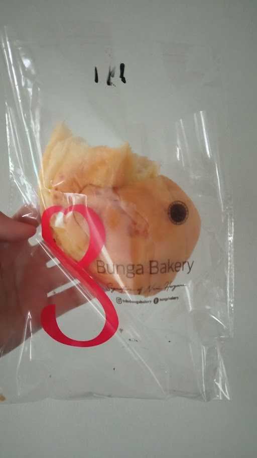 Bunga Bakery Gunung Batu 4