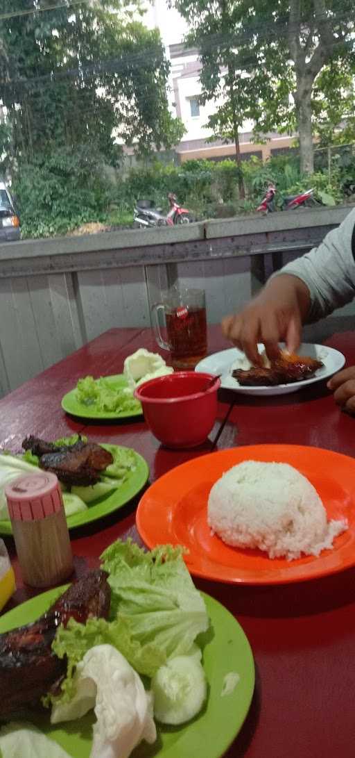 Ayam Bakar Mas Erwin Bogor 10