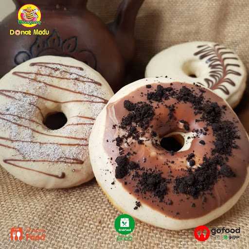 Donat Madu Cihanjuang Gunung Batu 2