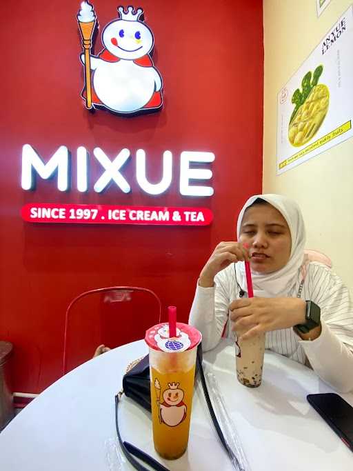 Mixue Semplak Bogor 8