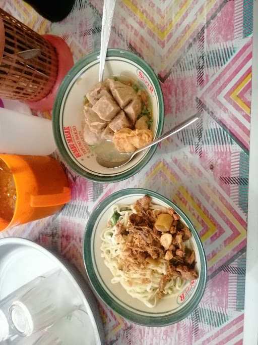 Warung Mie Ayam & Bakso Aloy Cs 6